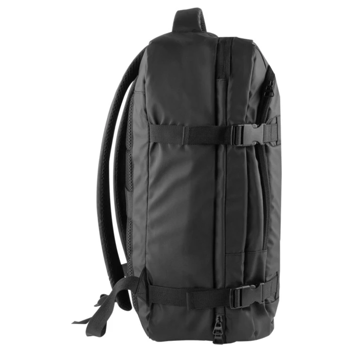 Week-end water resistant backpack 