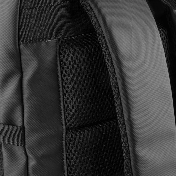 Water resistant week-end backpack 