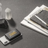 Recycled magnetic powerbank